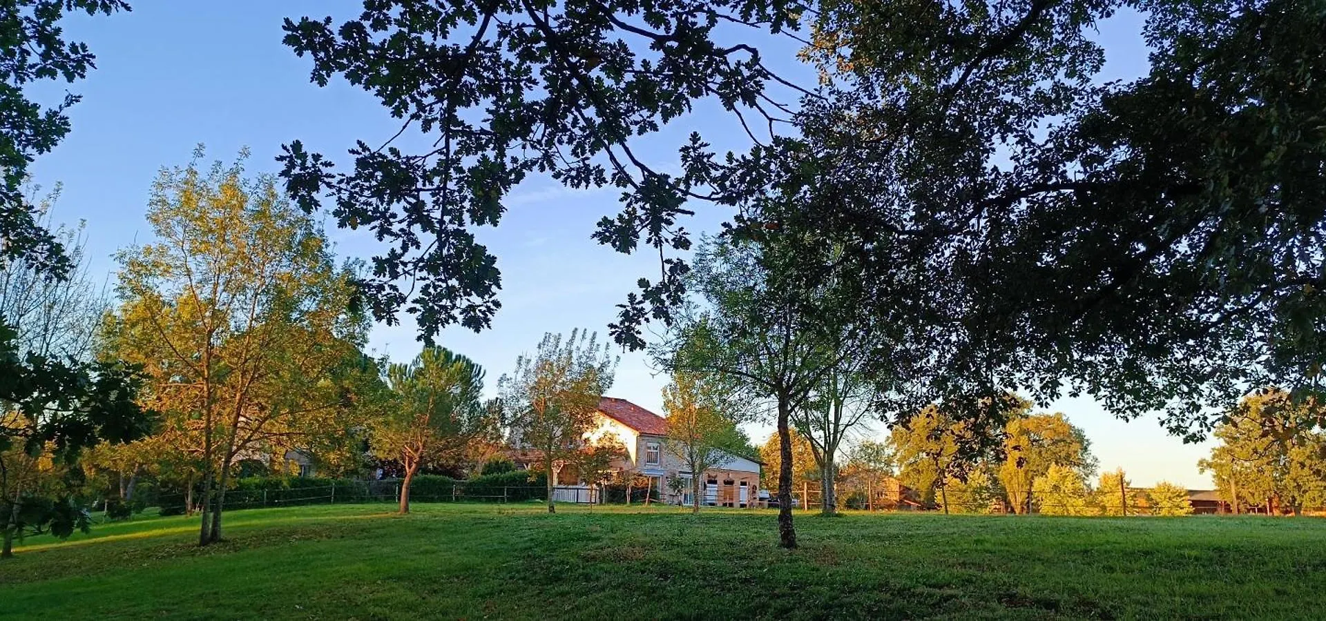 Σπίτι διακοπών Le Reflet Du Trefle Βίλα Puybegon